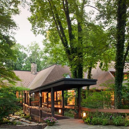 The Inn At Honey Run Милърсбърг Екстериор снимка